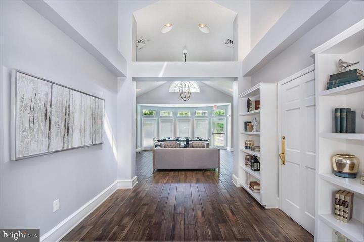 WORLDGATE CONDO - Residential