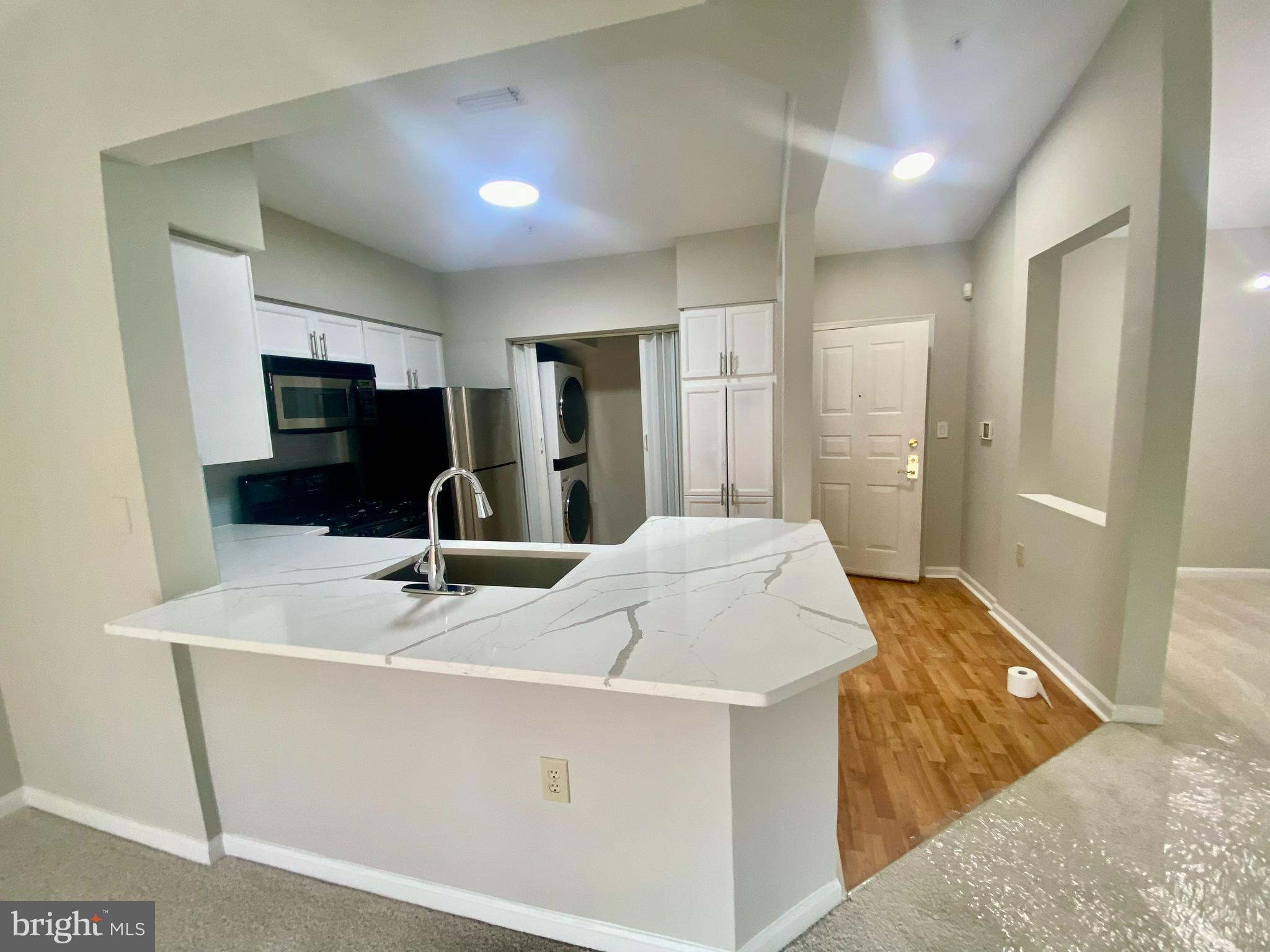 WORLDGATE CONDO - Residential
