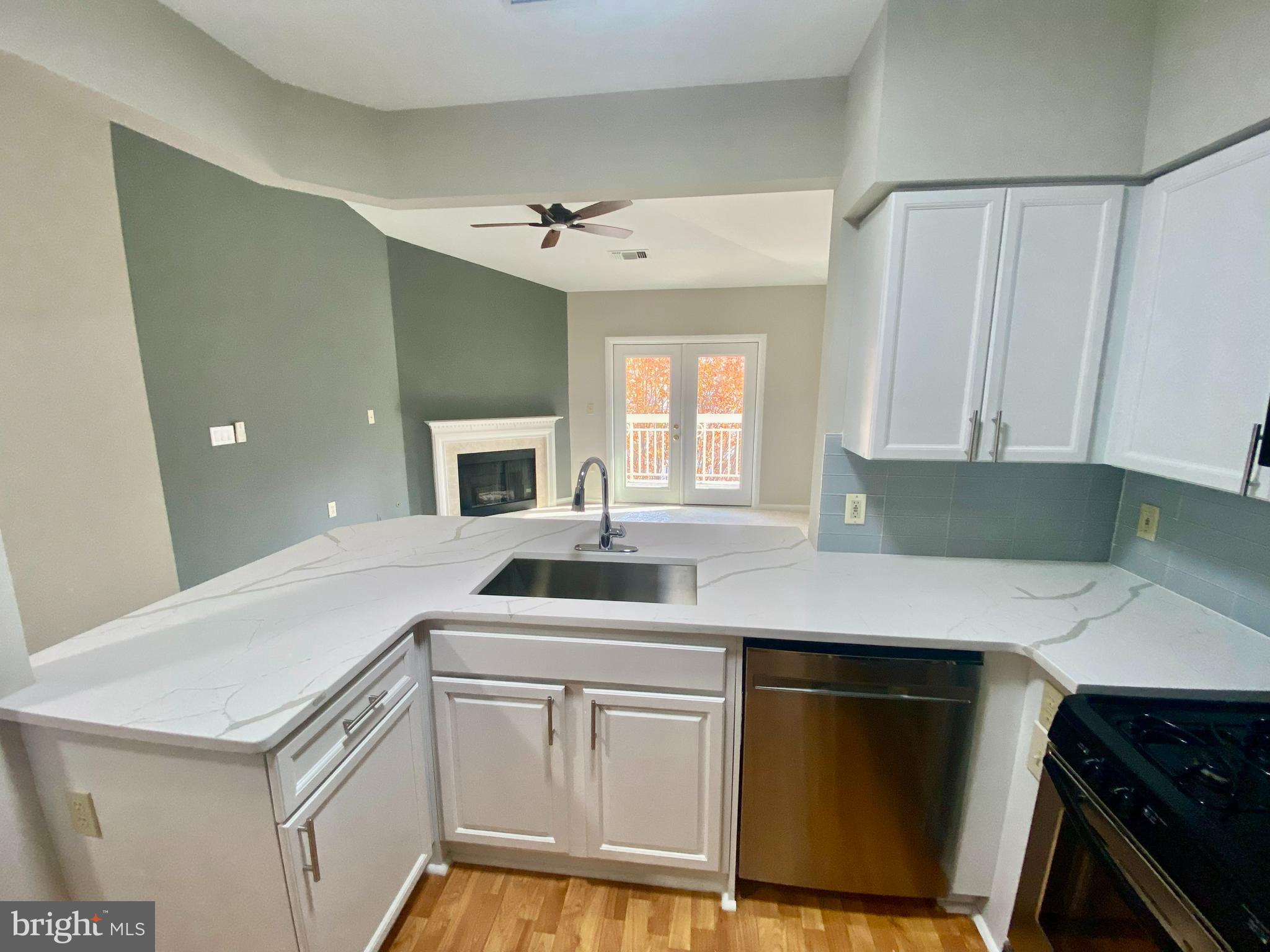 WORLDGATE CONDO - Residential