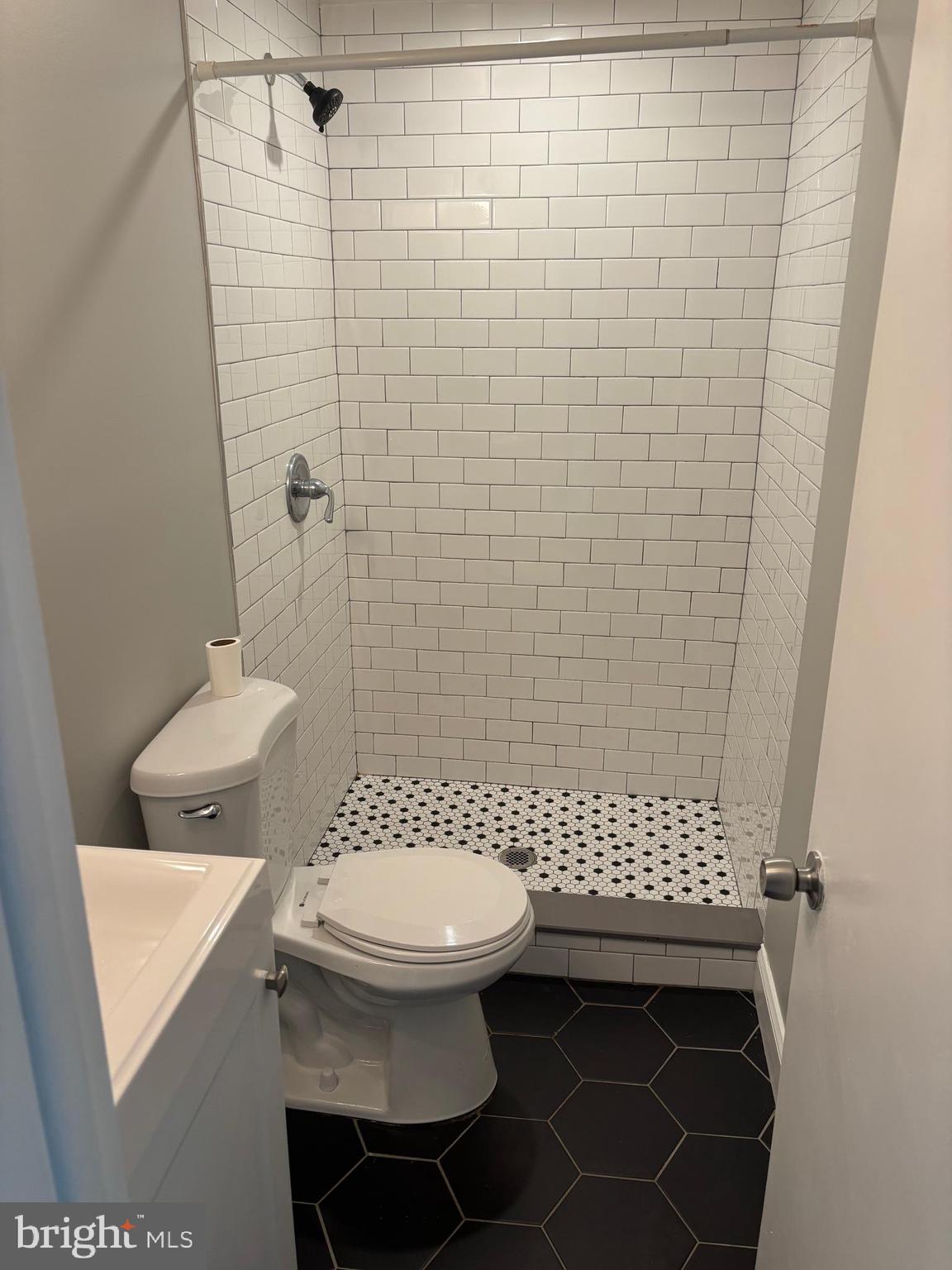 CLIFTON HEIGHTS - Residential Lease