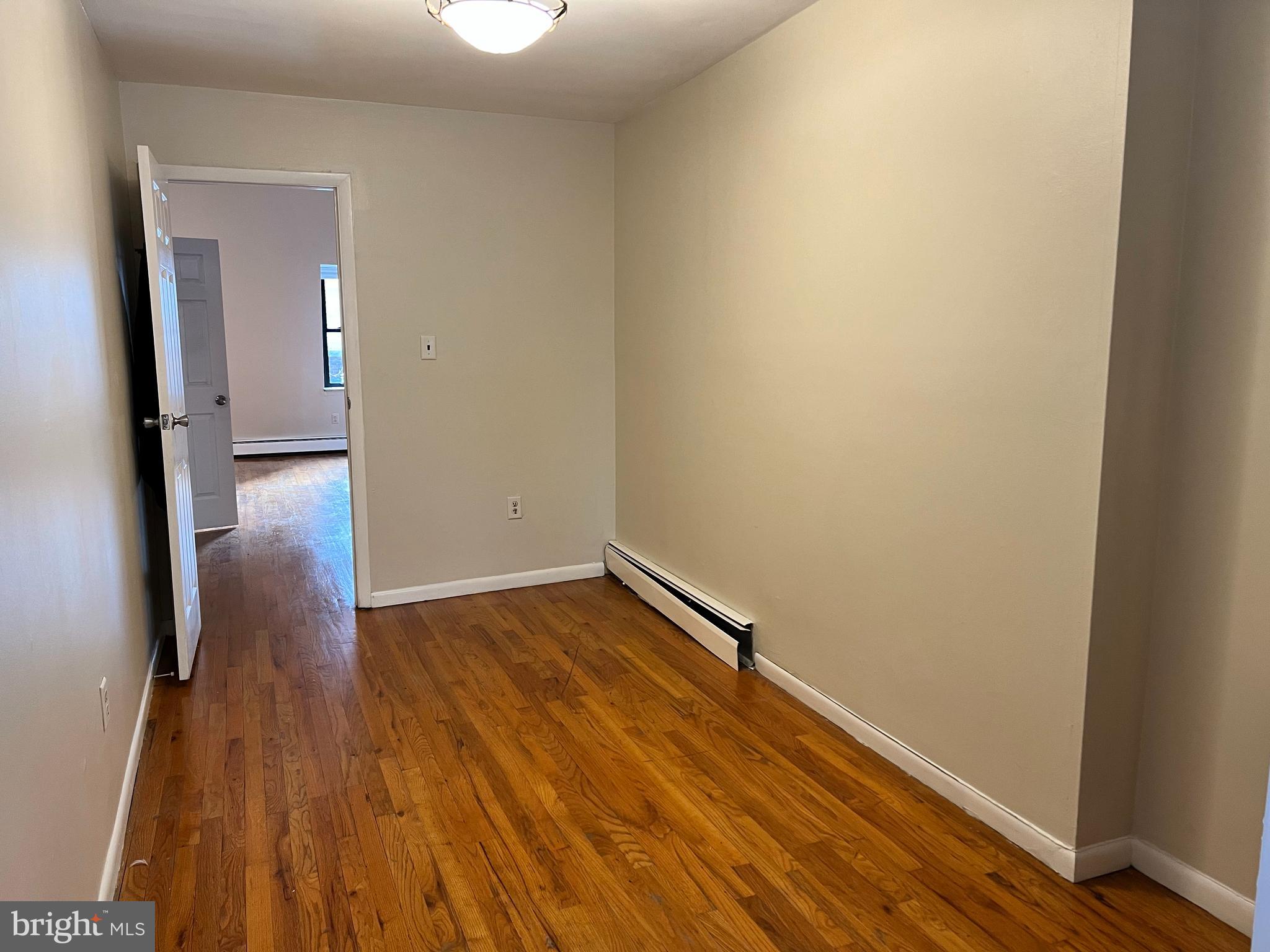 CENTER CITY - Residential Lease