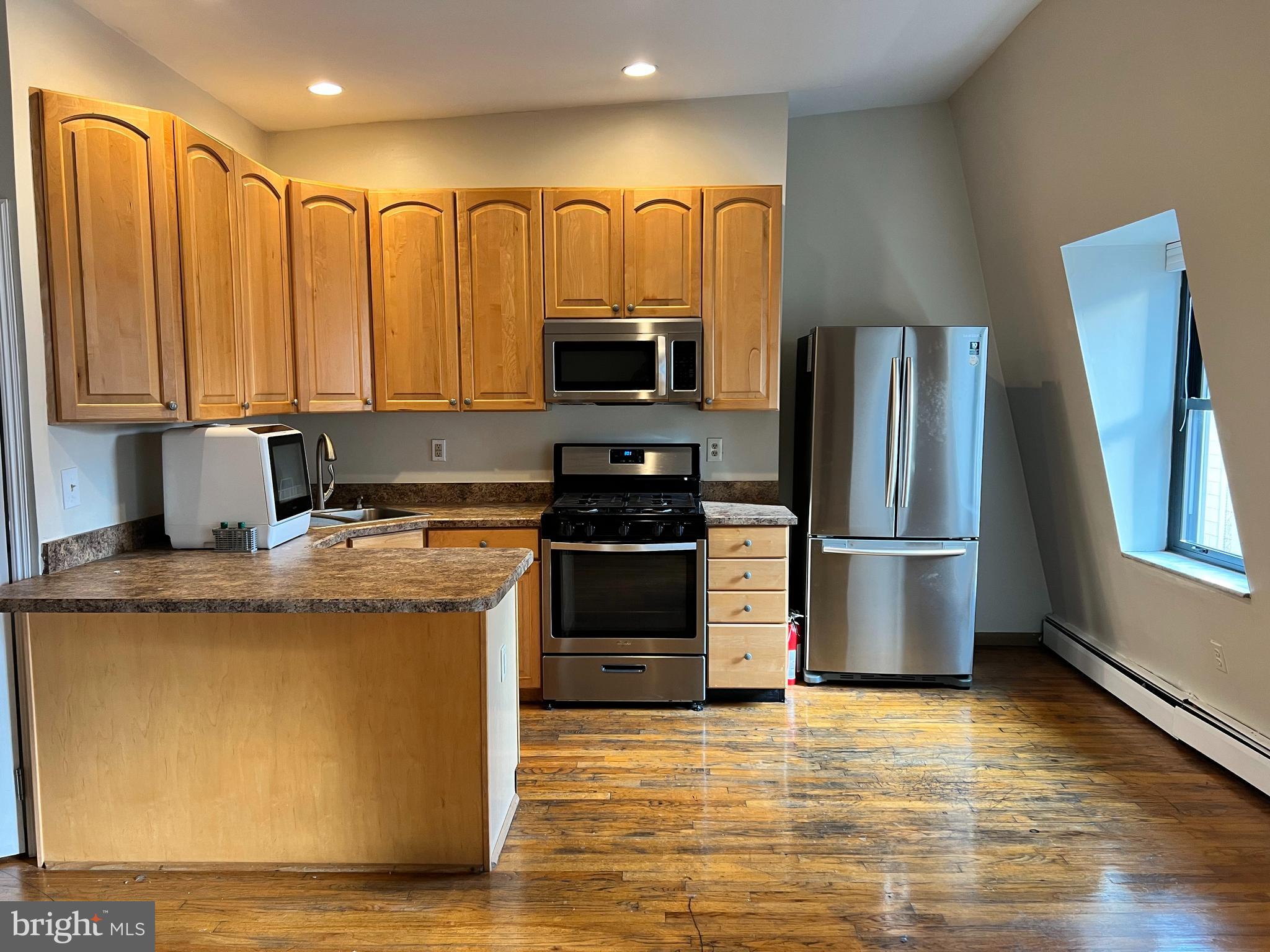 CENTER CITY - Residential Lease