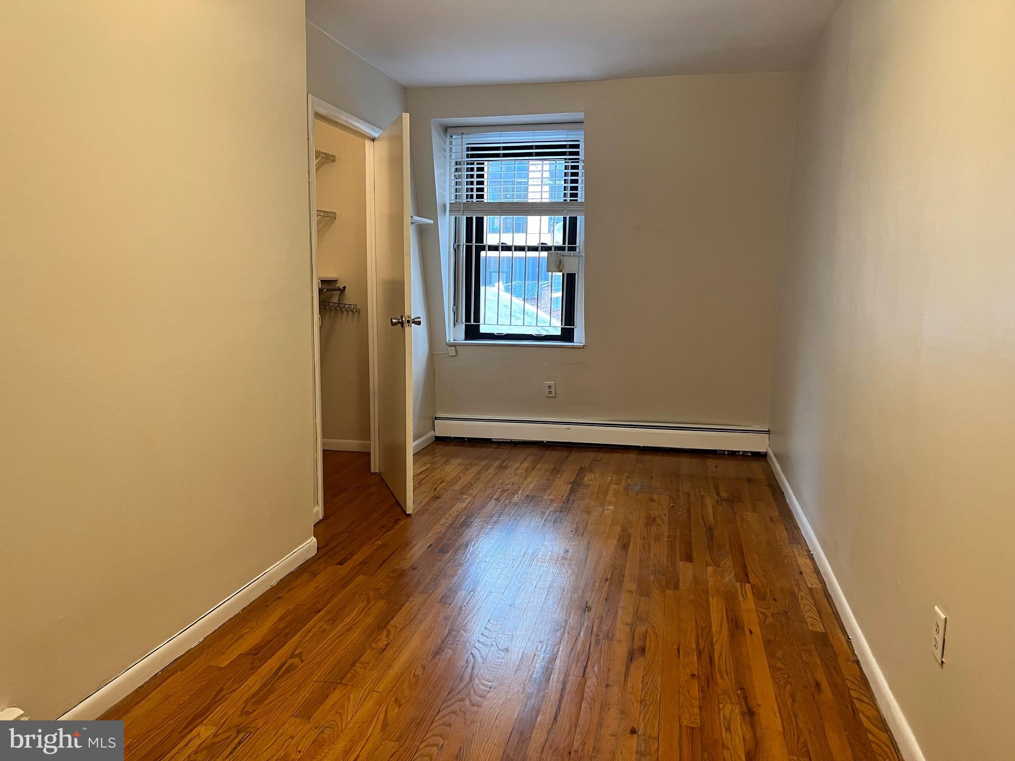 CENTER CITY - Residential Lease