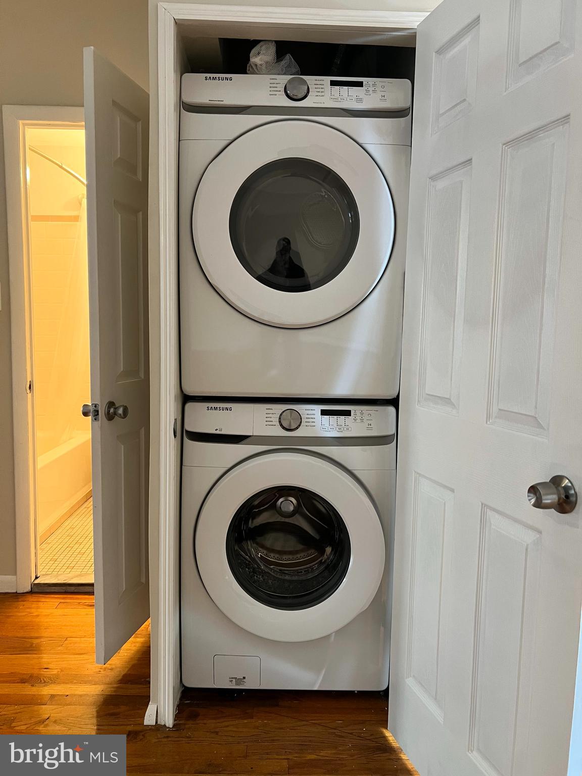 CENTER CITY - Residential Lease