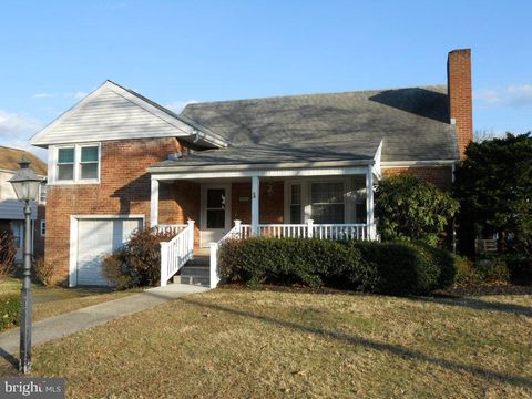 Homes For Sale - 909 Brighton Avenue<br/> READING, PA 19606