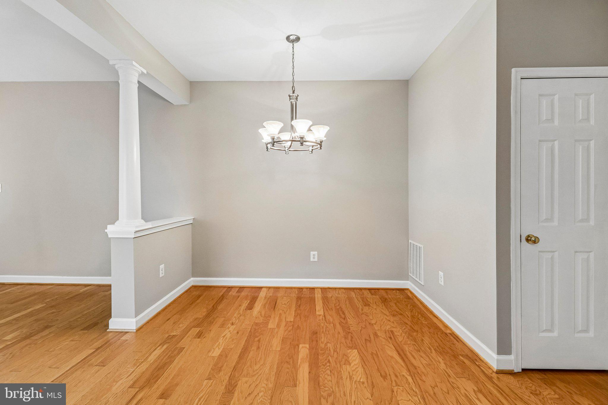 RIVER OAKS - Residential