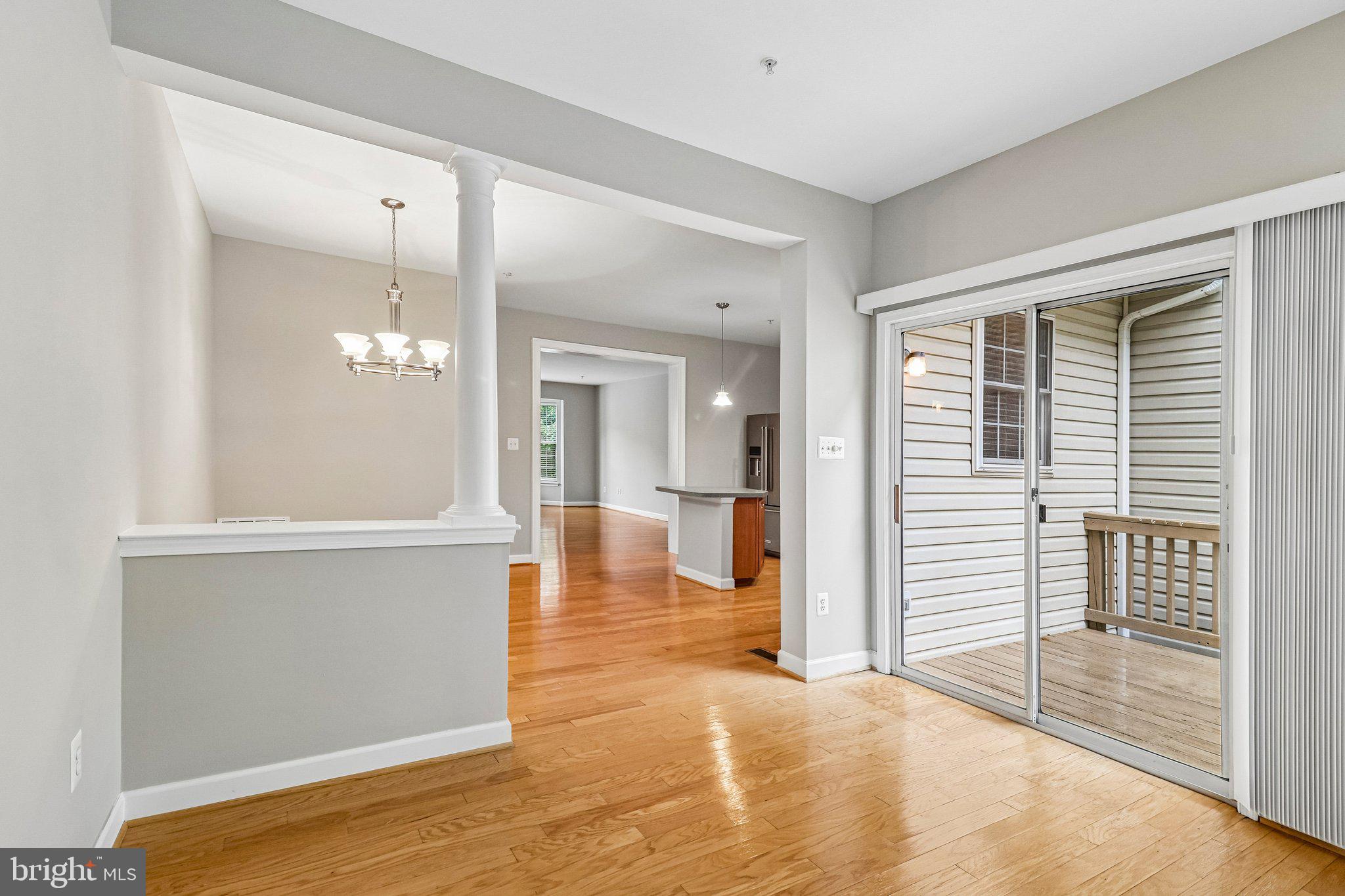 RIVER OAKS - Residential