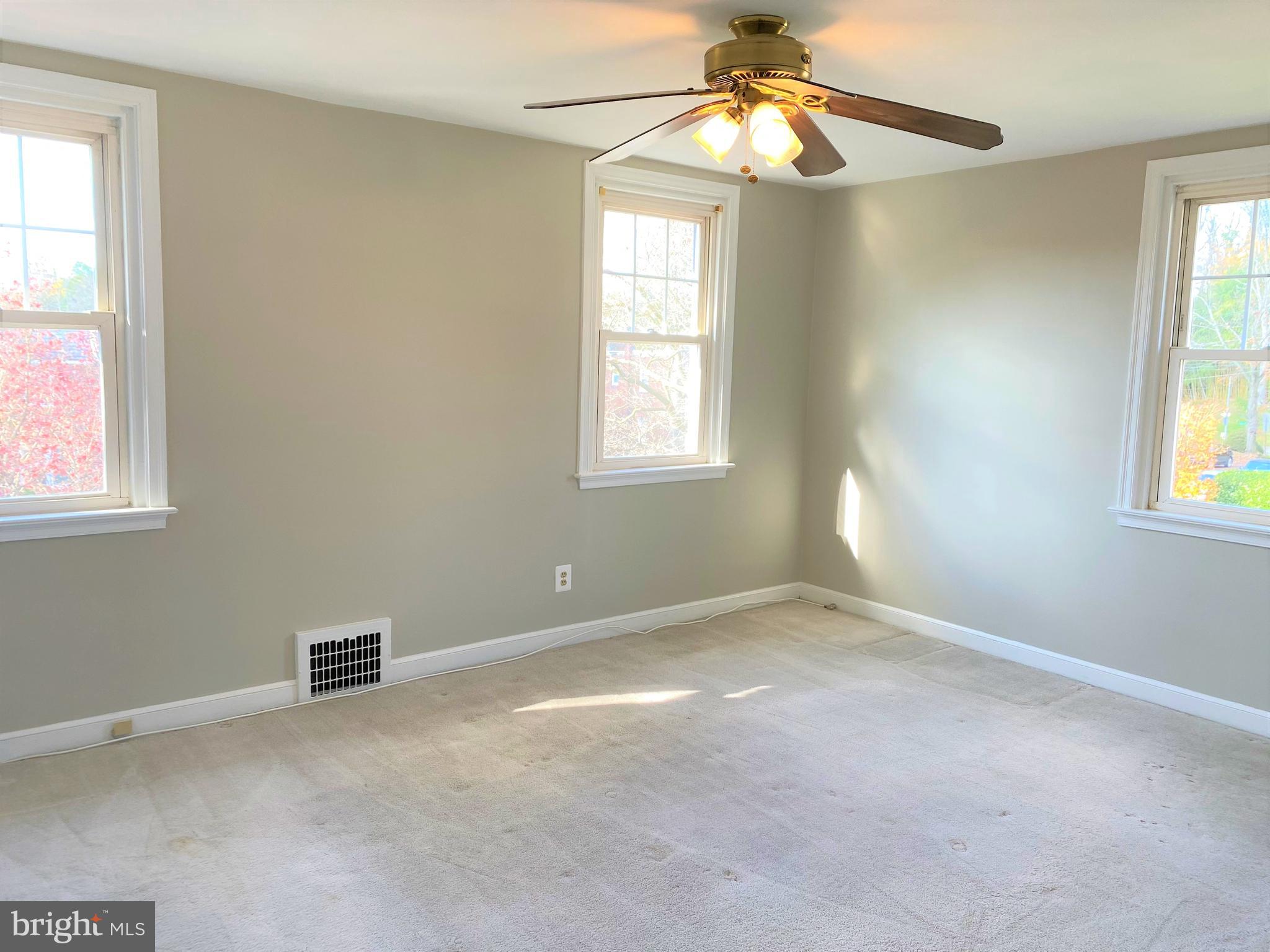 DREXELBROOK - Residential Lease