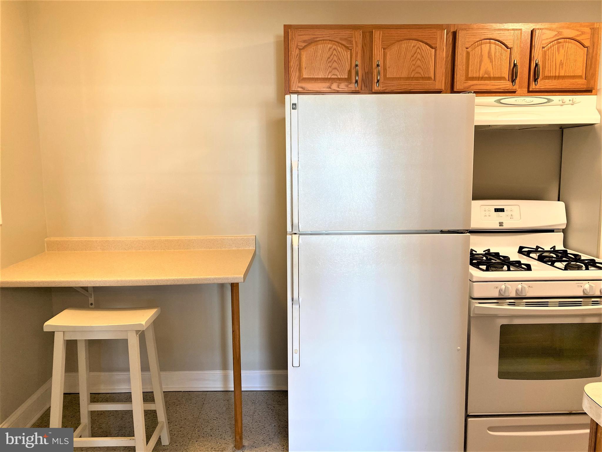 DREXELBROOK - Residential Lease