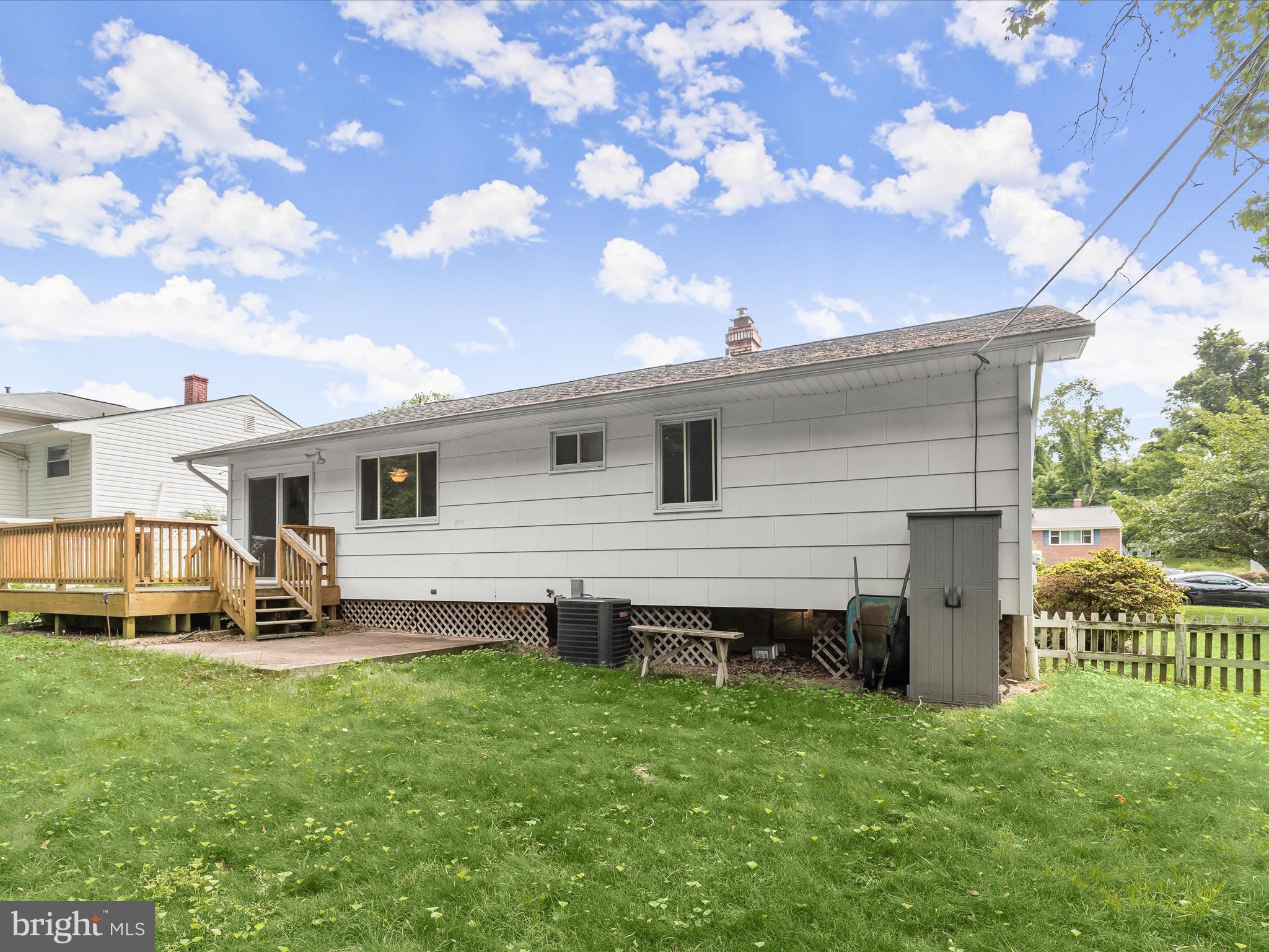 RIPPLING ESTATES - Residential