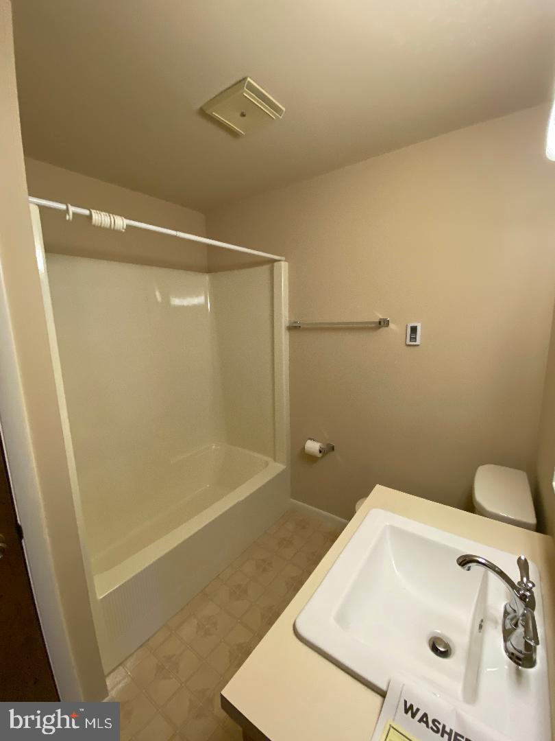 EARL TWP - Residential Lease