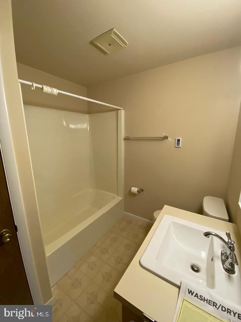 EARL TWP - Residential Lease