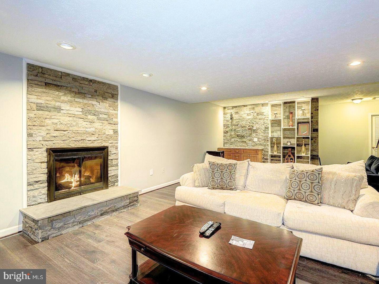 KINGSBERRY - Residential