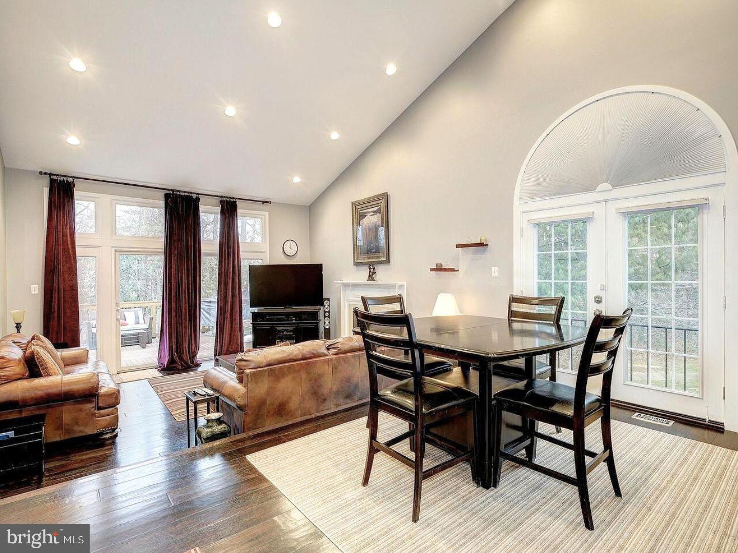 KINGSBERRY - Residential