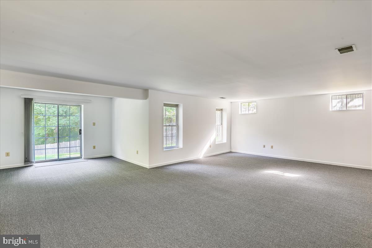 MEADOWVALE - Residential Lease