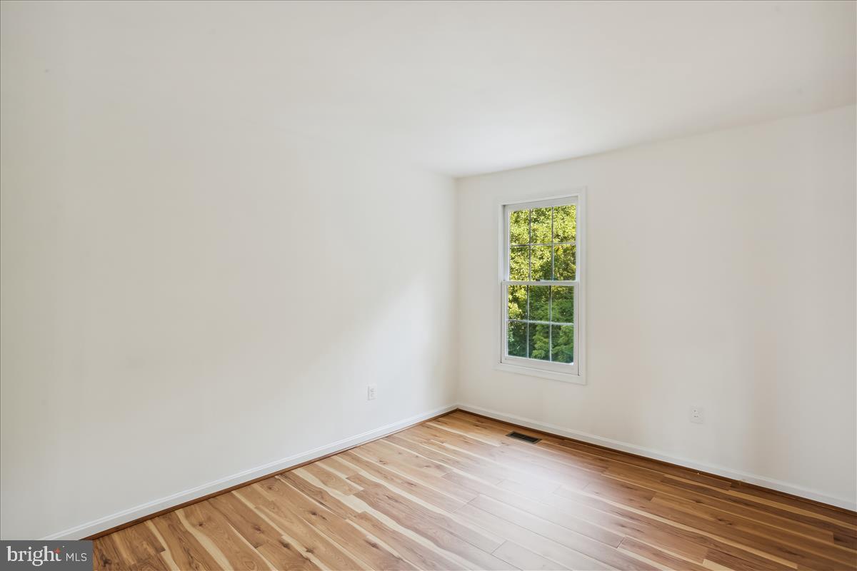 MEADOWVALE - Residential Lease