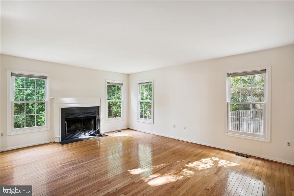 MEADOWVALE - Residential Lease