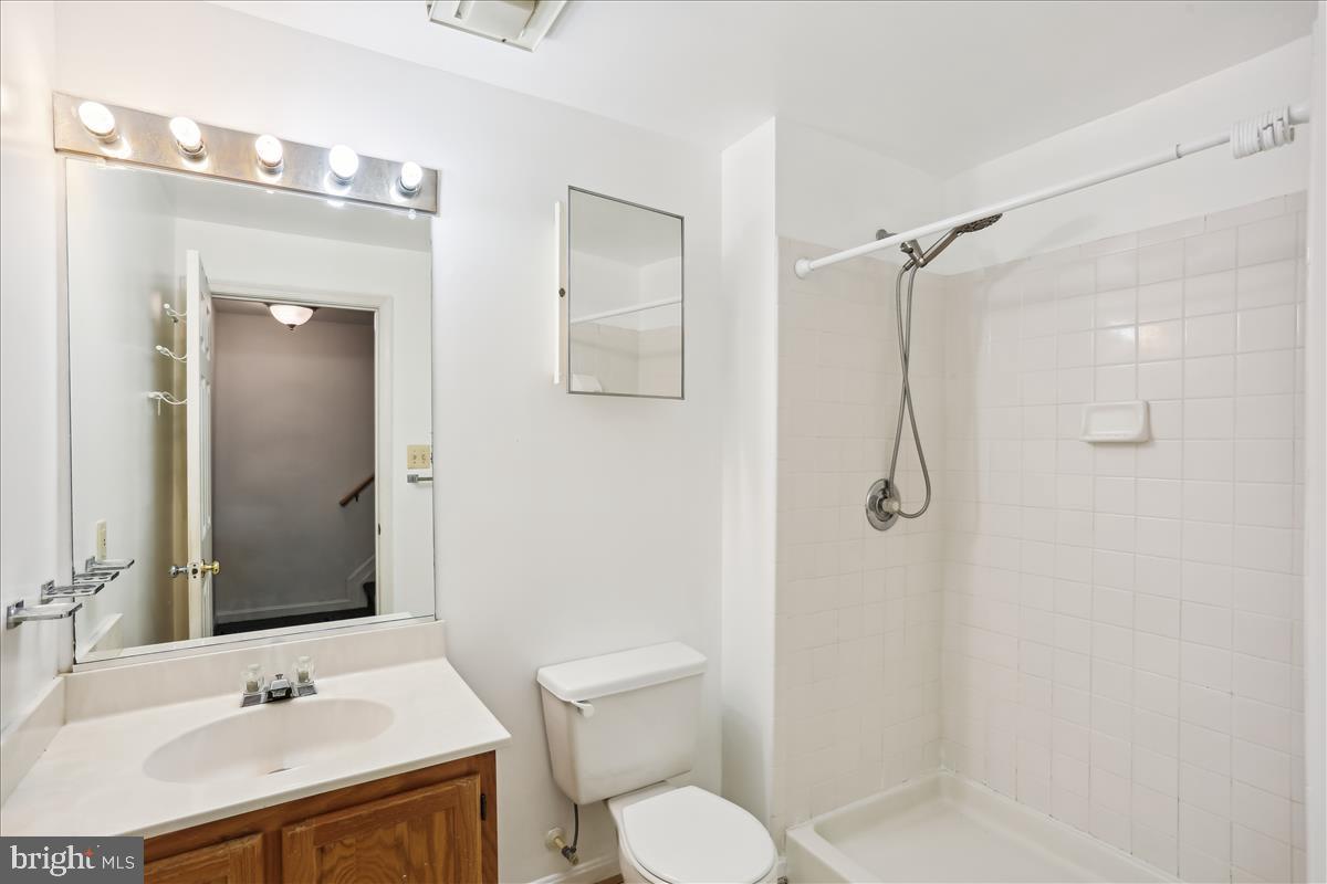 MEADOWVALE - Residential Lease