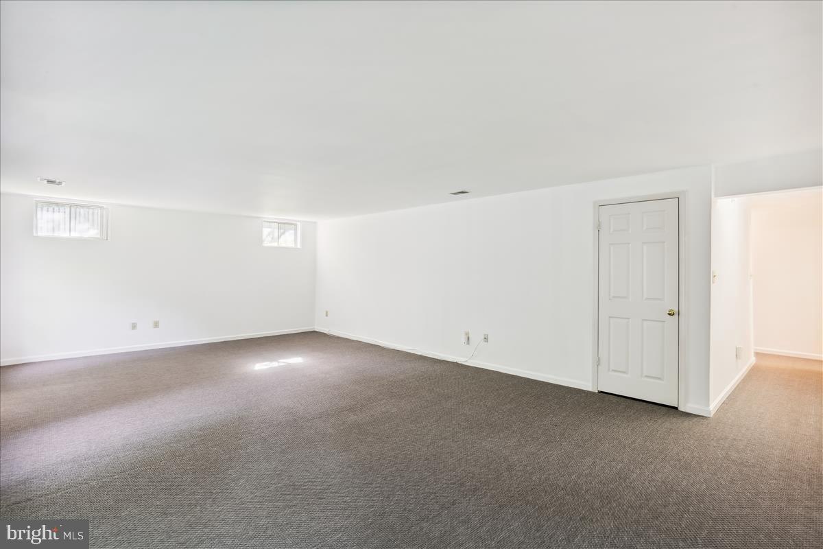 MEADOWVALE - Residential Lease