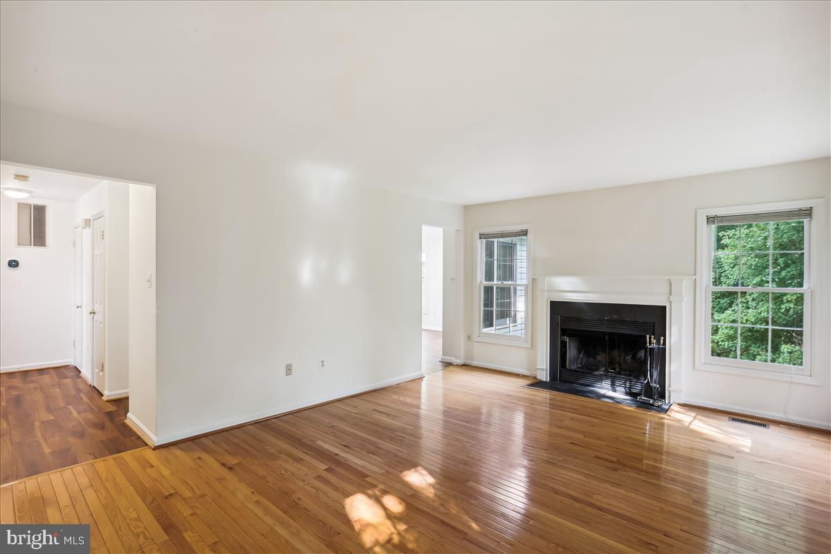 MEADOWVALE - Residential Lease