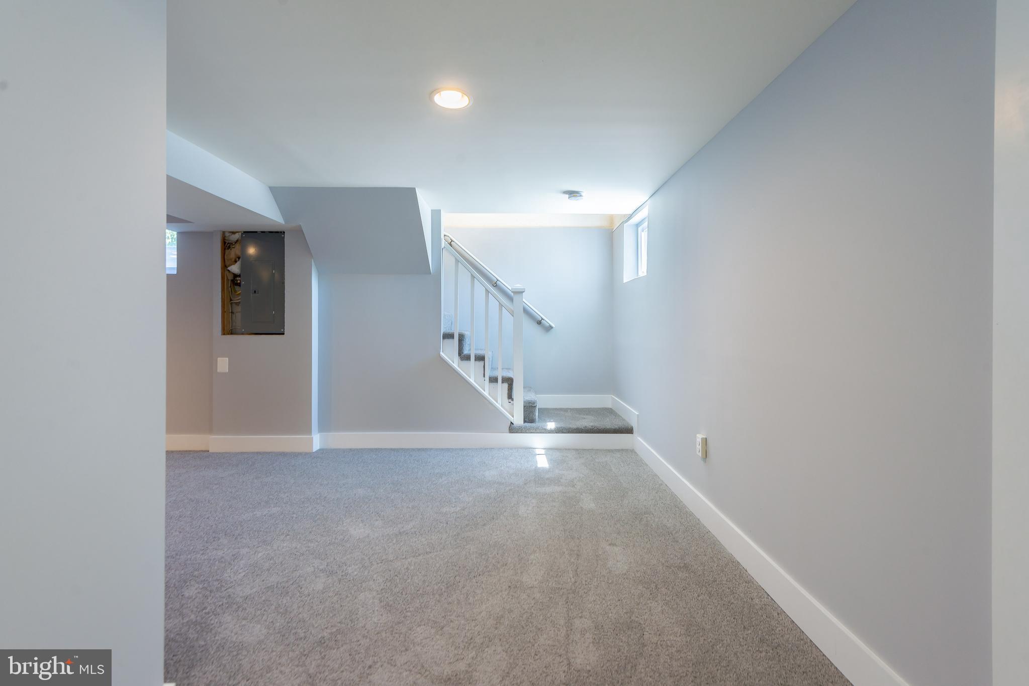 BEL FOREST - Residential Lease