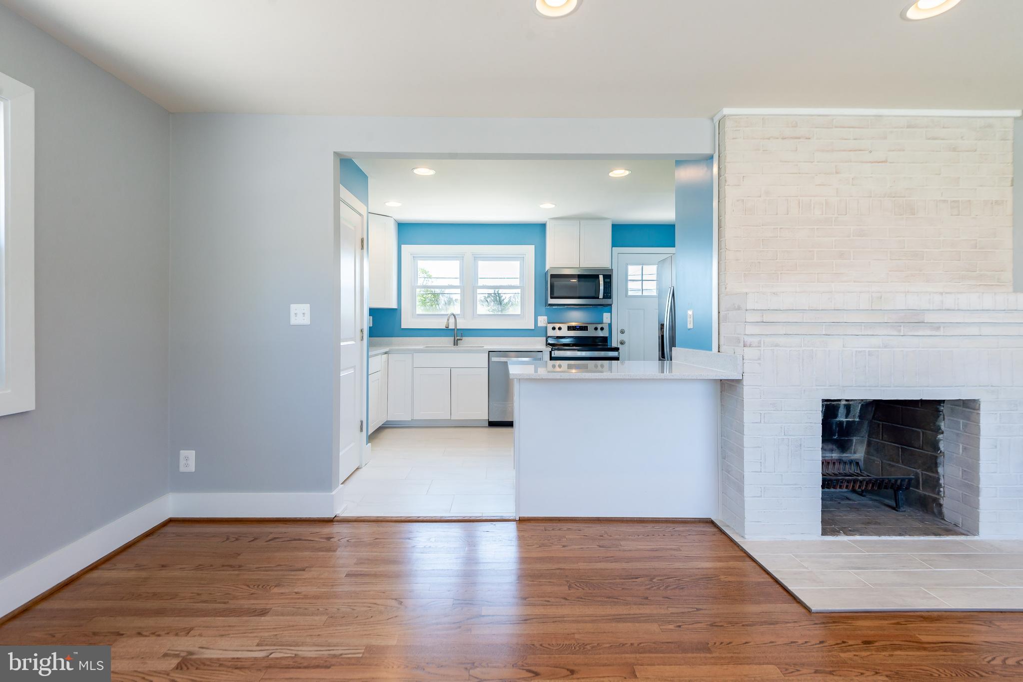 BEL FOREST - Residential Lease