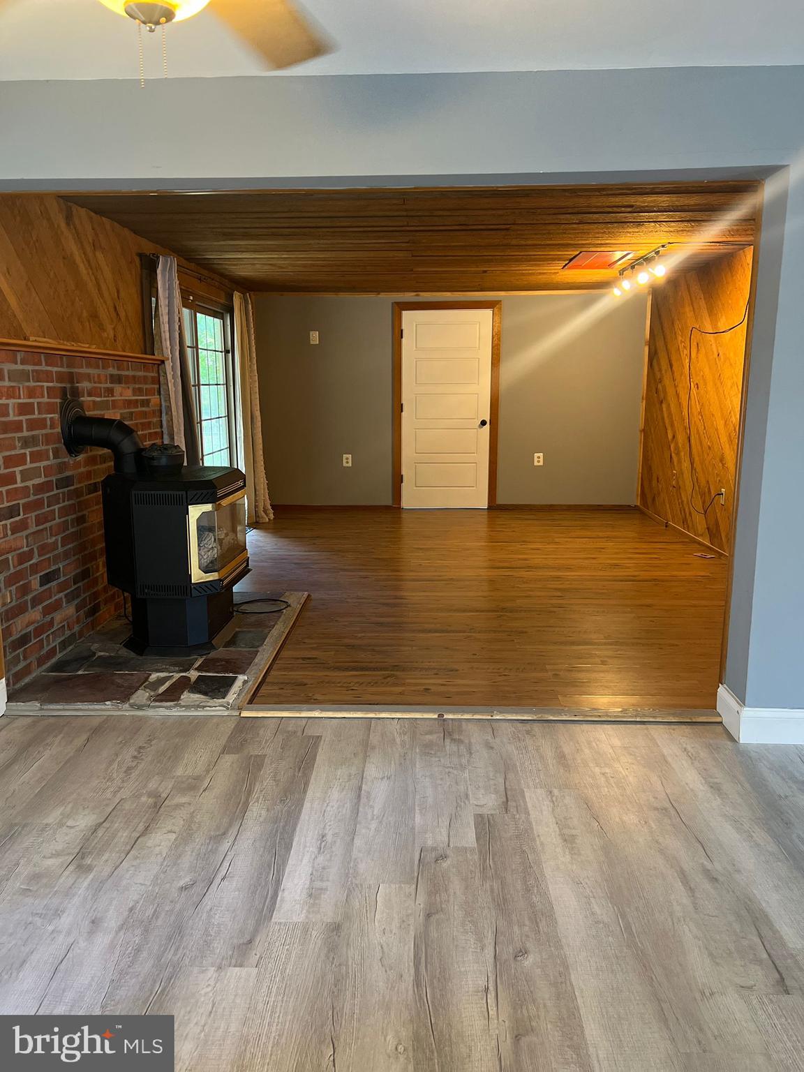 INDIANTOWN - Residential