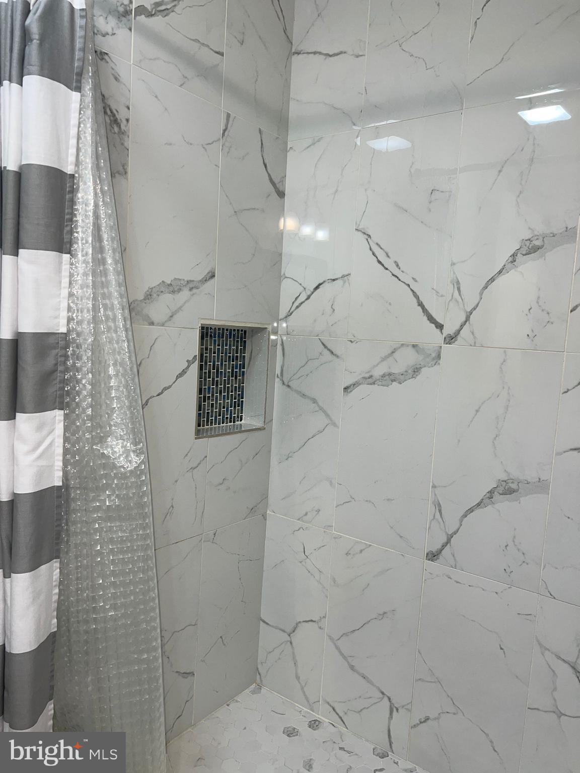 INDIANTOWN - Residential