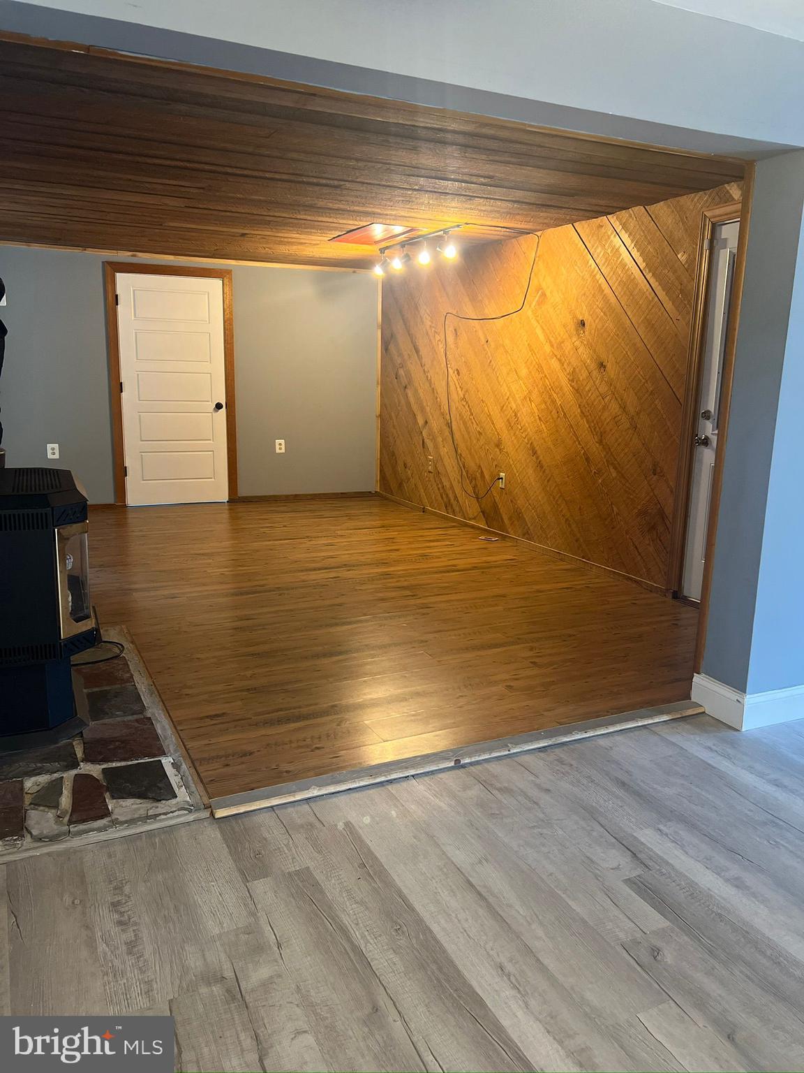 INDIANTOWN - Residential