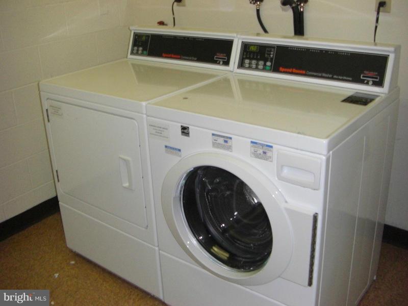 1510 CONDO - Residential Lease