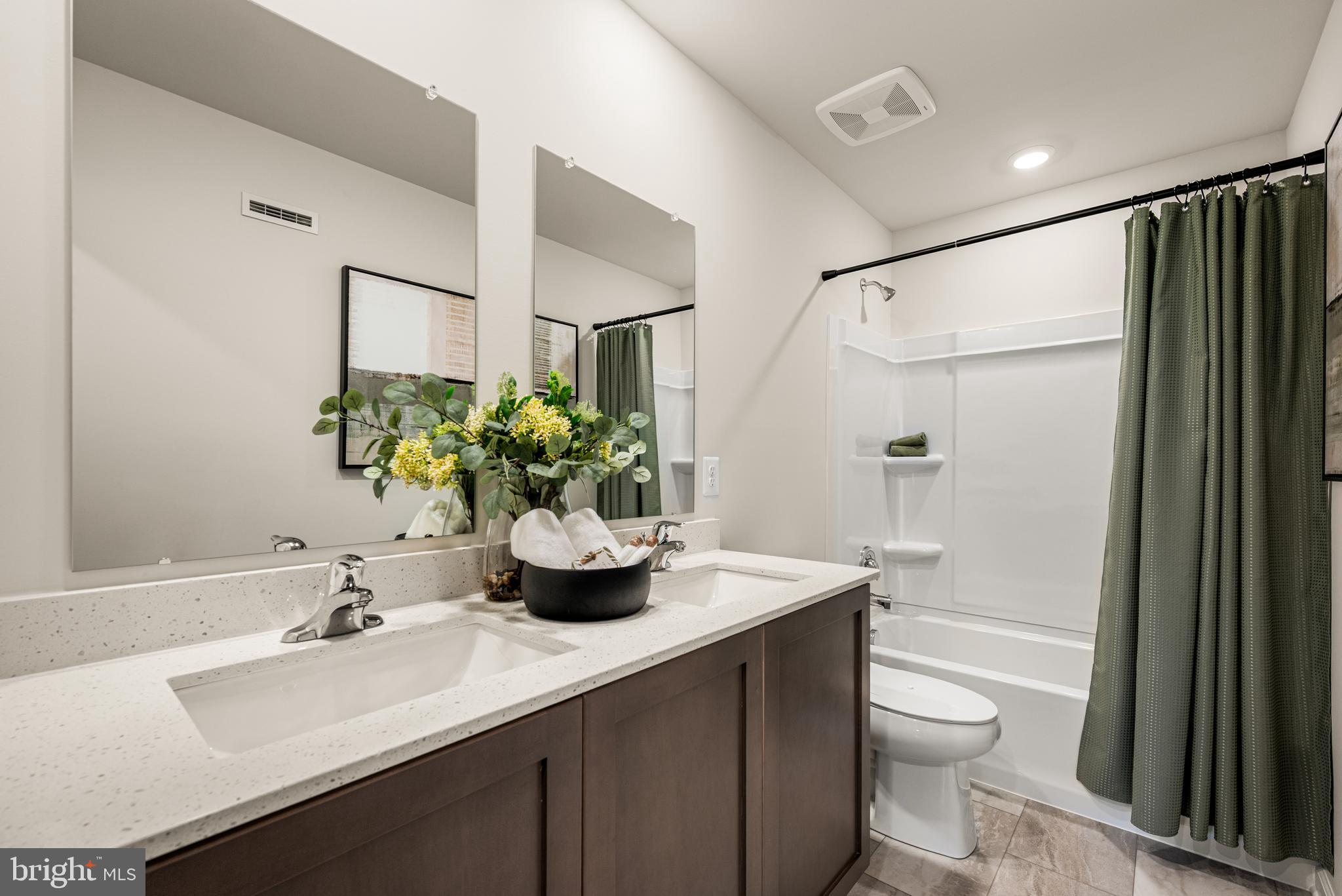 CHASELYND HILLS - Residential