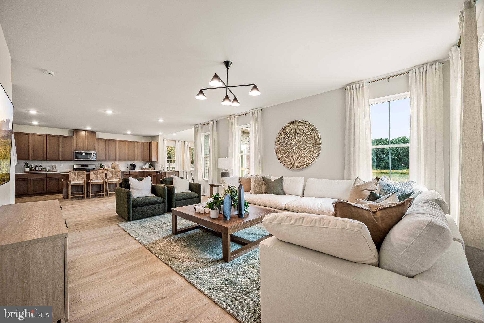 CHASELYND HILLS - Residential