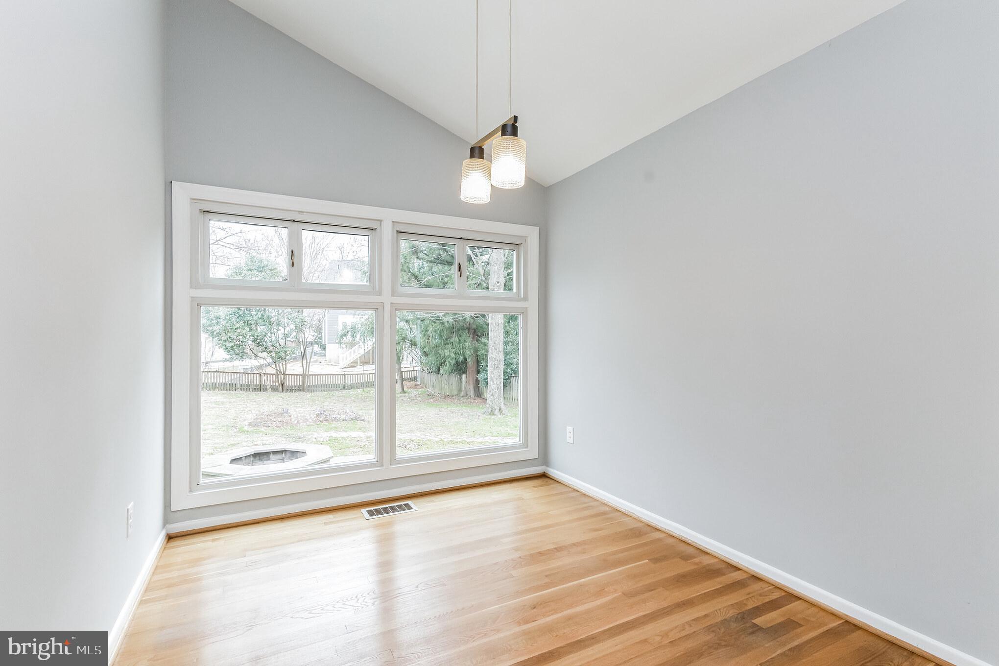 DUNN LORING WOODS - Residential Lease