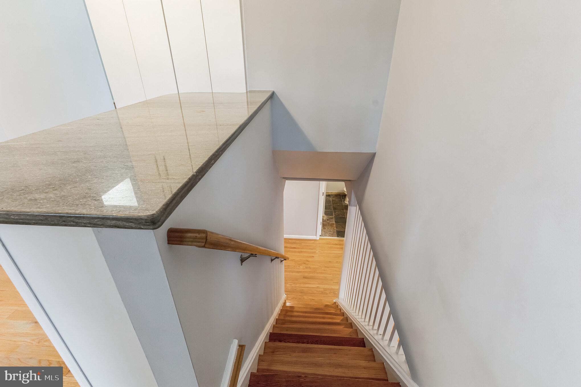 DUNN LORING WOODS - Residential Lease