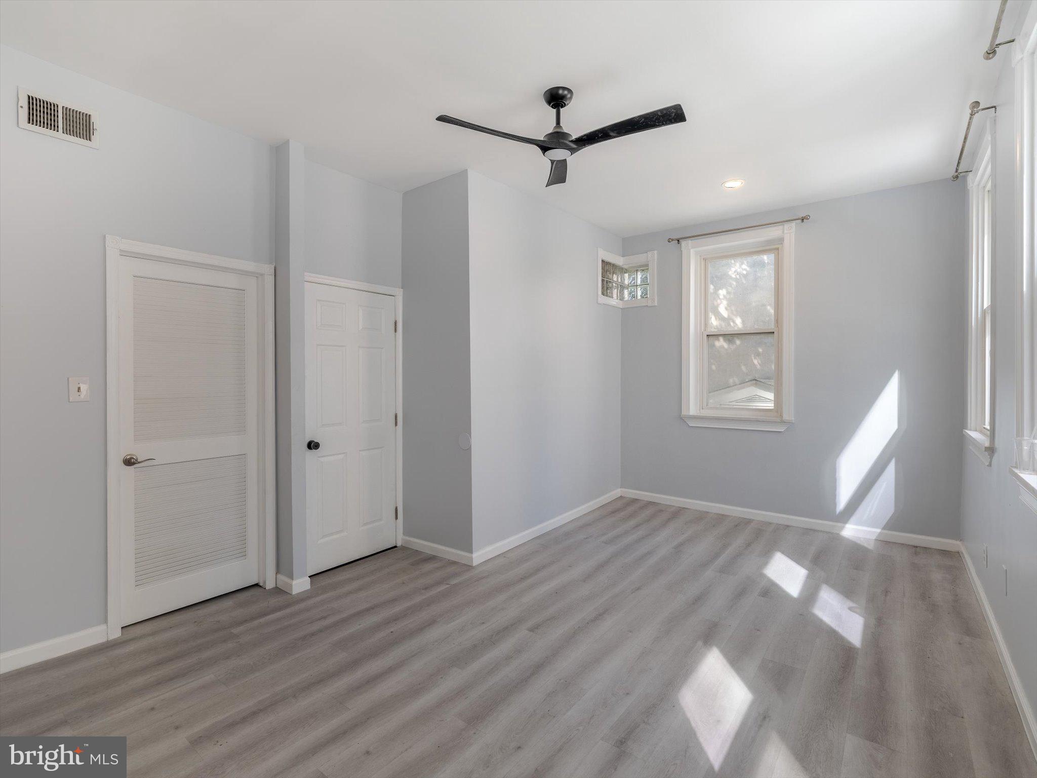 WASHINGTON SQ WEST - Residential Income