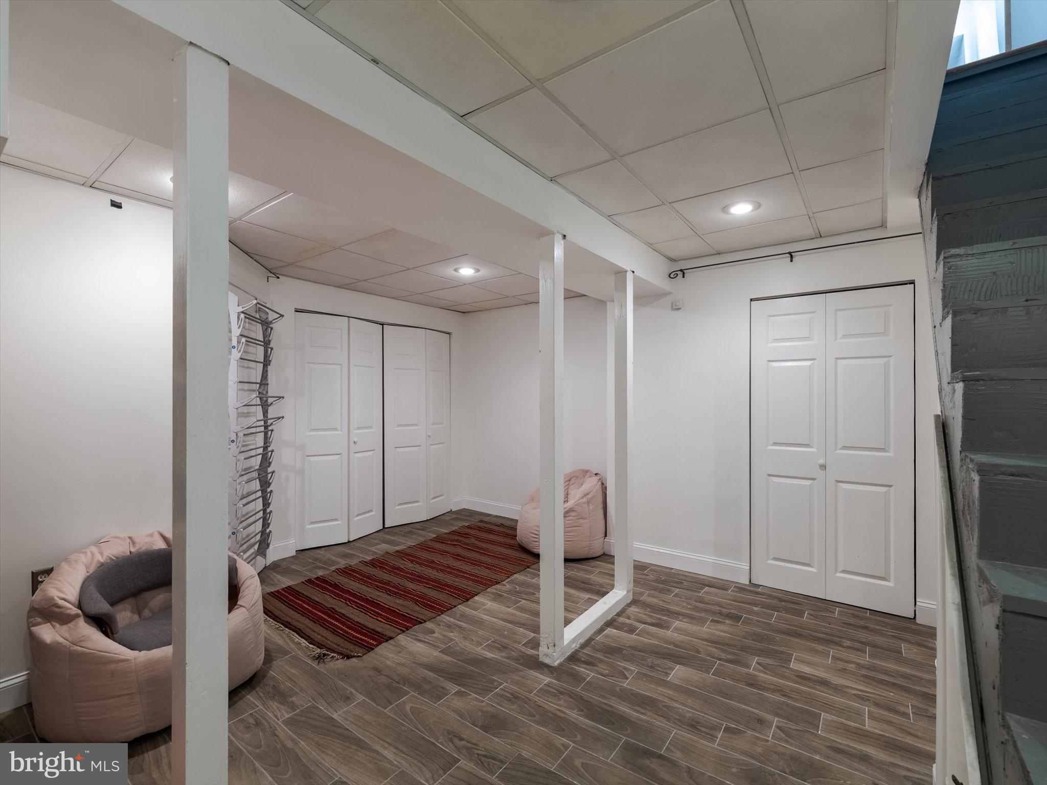 WASHINGTON SQ WEST - Residential Income