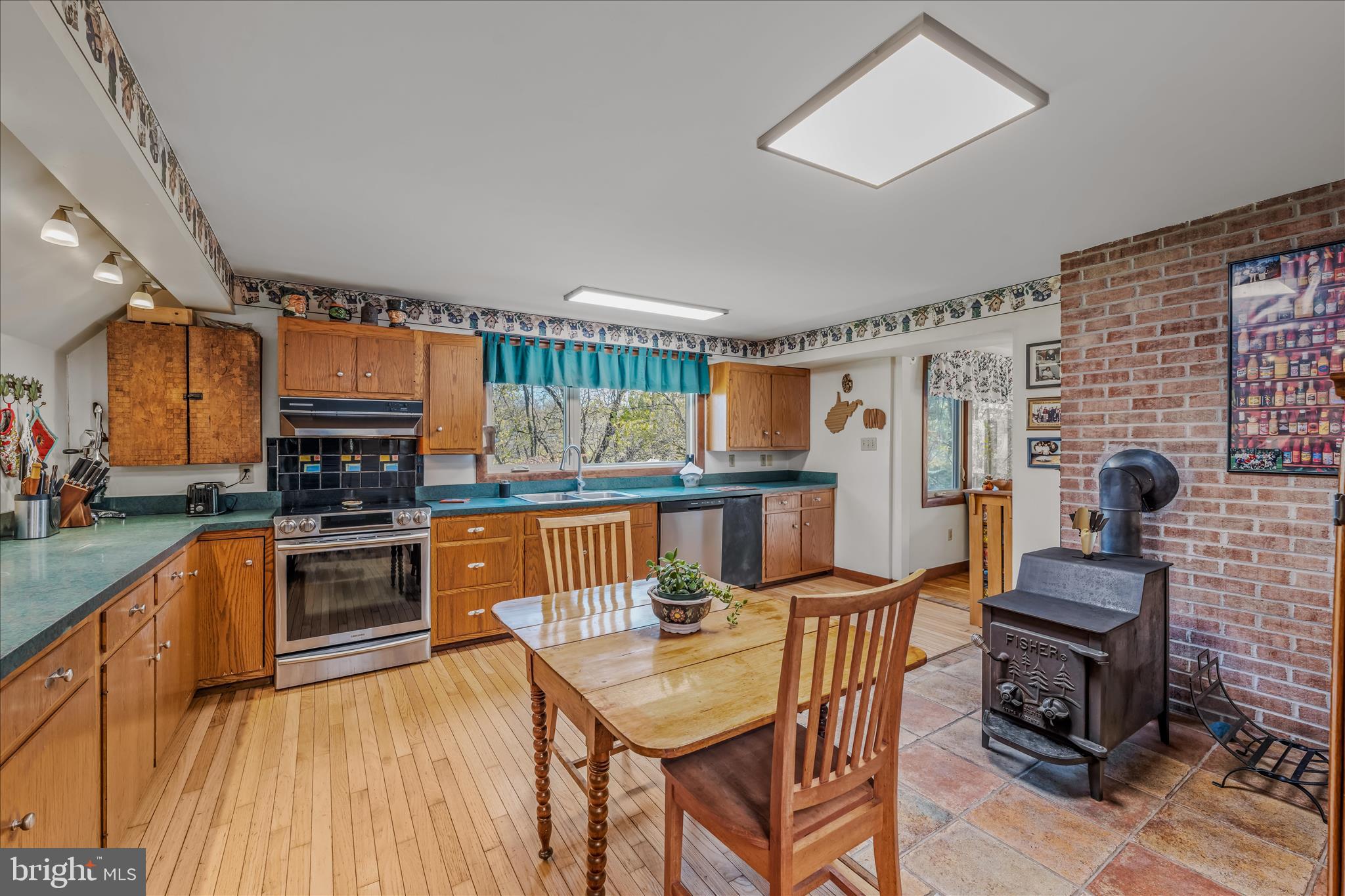 ELK RUN ESTATES - Residential