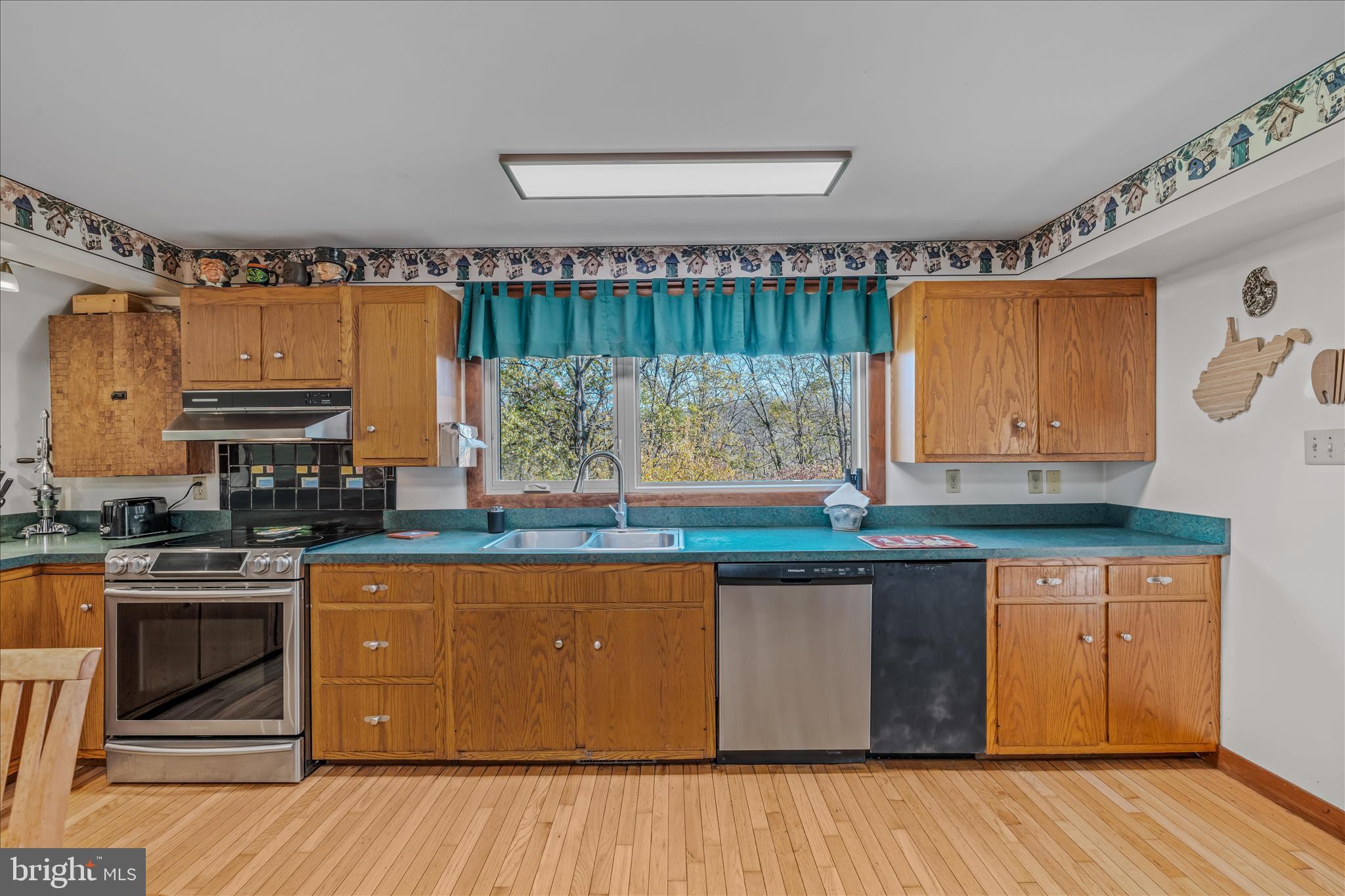 ELK RUN ESTATES - Residential