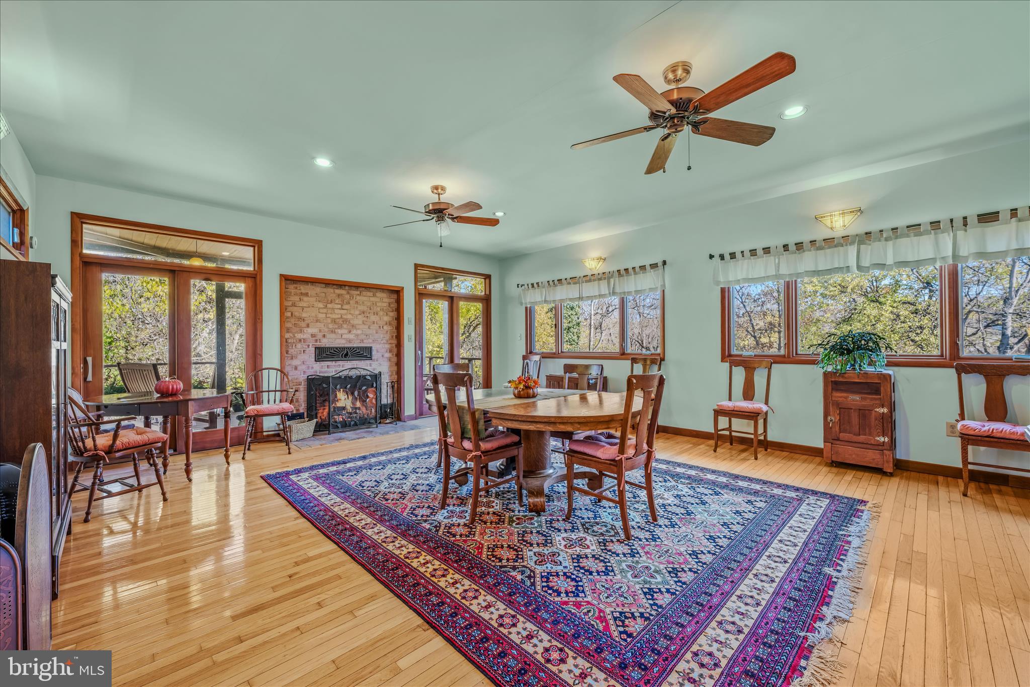 ELK RUN ESTATES - Residential