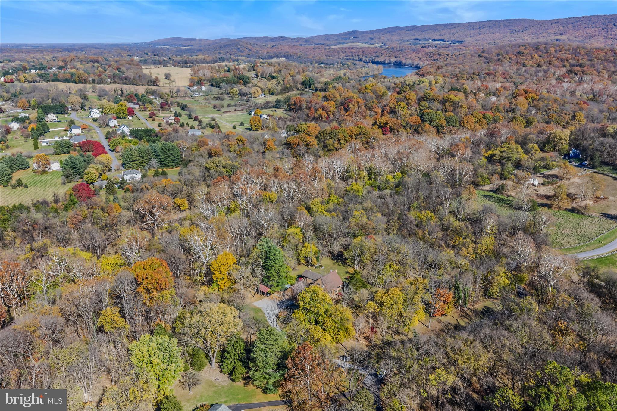 ELK RUN ESTATES - Residential