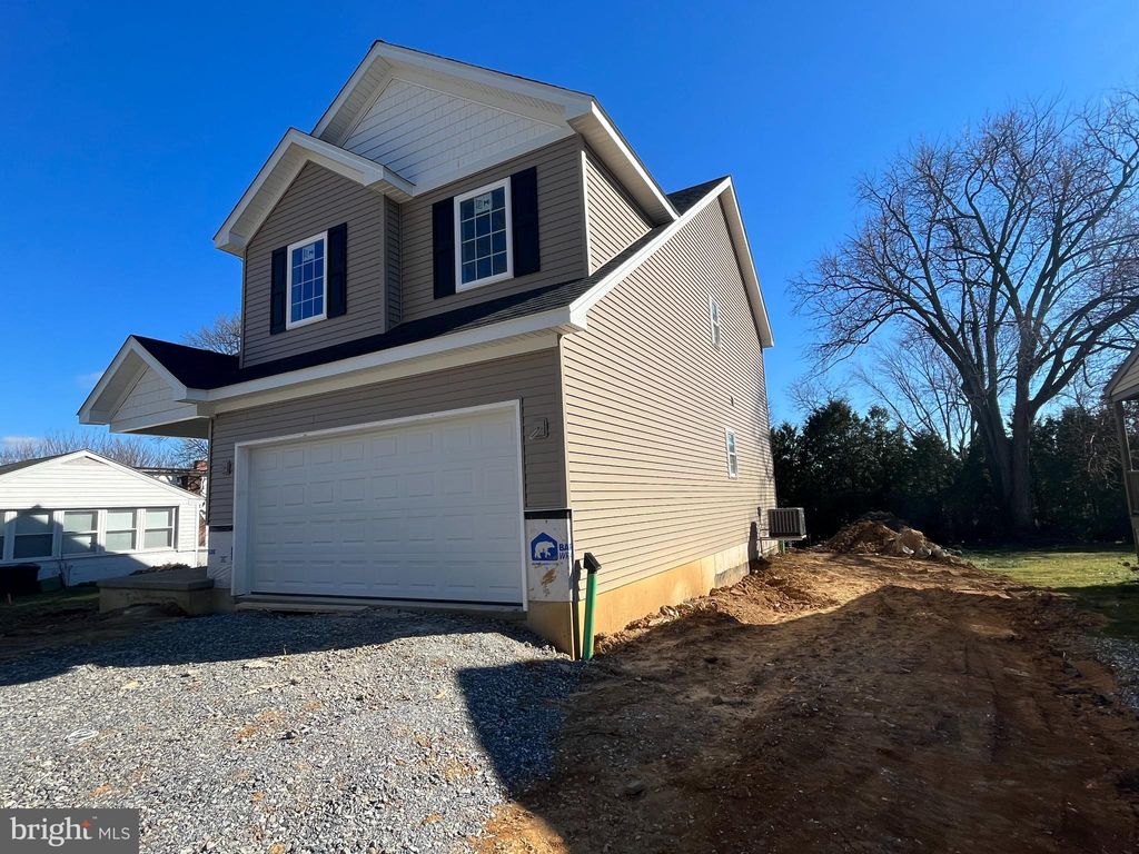 Photo of 6 FAIRVIEW AVE, LEOLA, PA 17540 (MLS # PALA2033020)