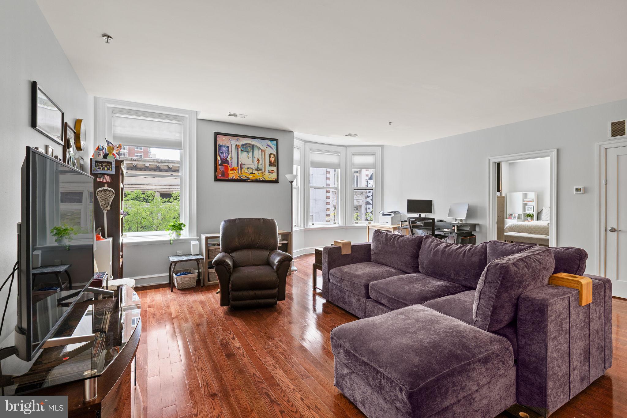 1811 CHESTNUT STREET 301