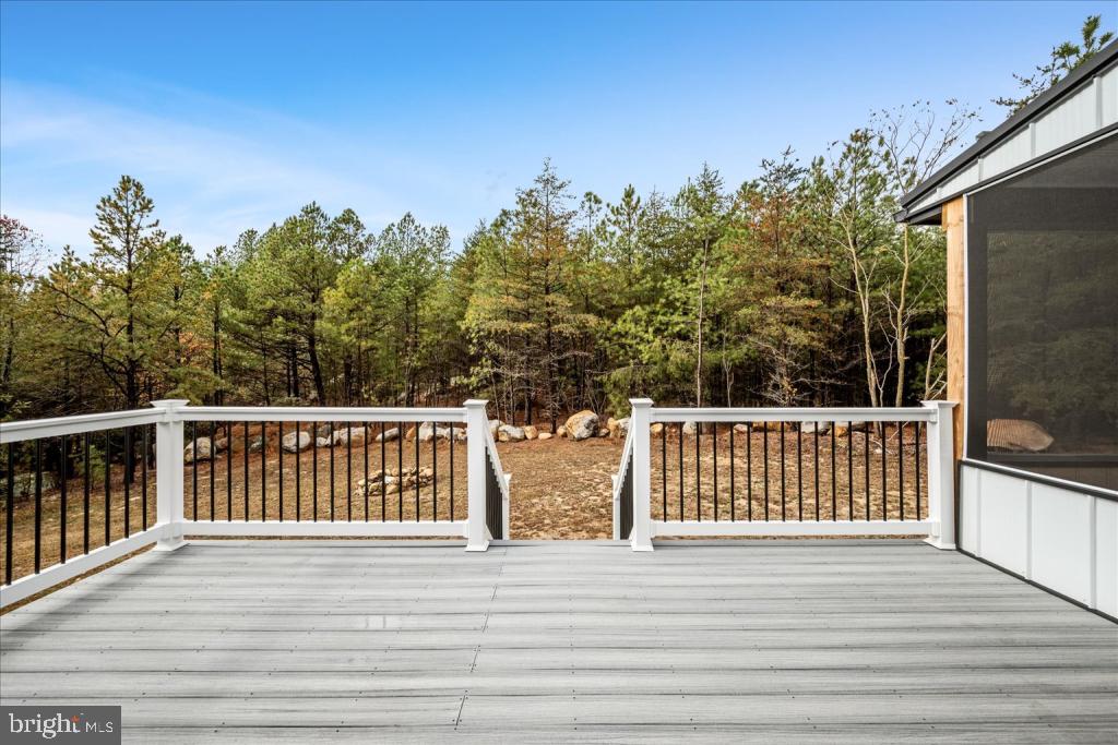 RIVER RIDGE - Residential