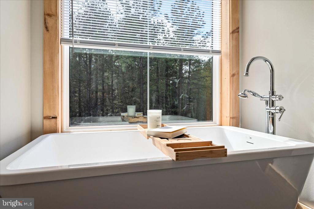 RIVER RIDGE - Residential