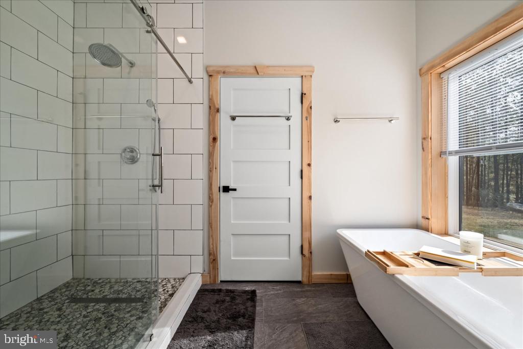 RIVER RIDGE - Residential