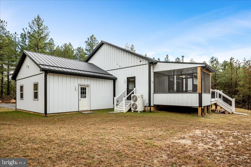 RIVER RIDGE - Residential