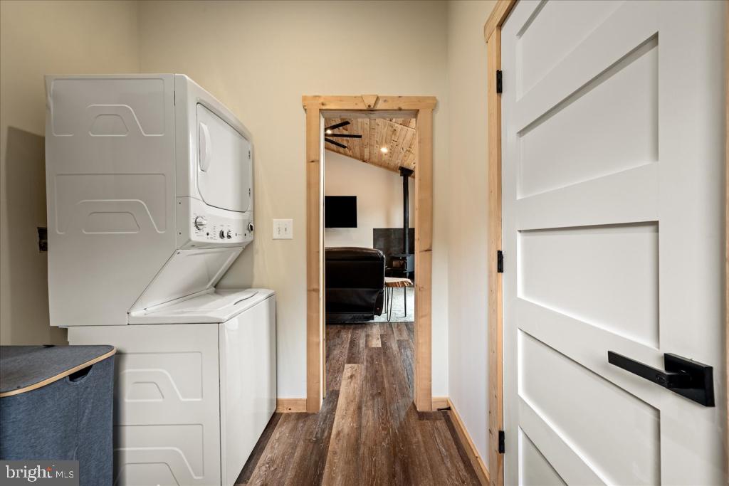 RIVER RIDGE - Residential