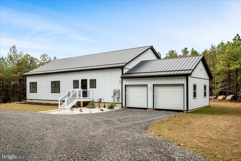 RIVER RIDGE - Residential