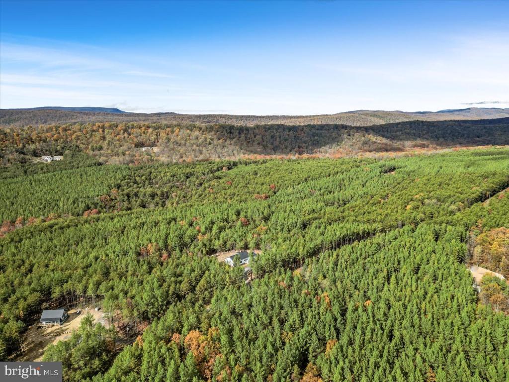 RIVER RIDGE - Residential