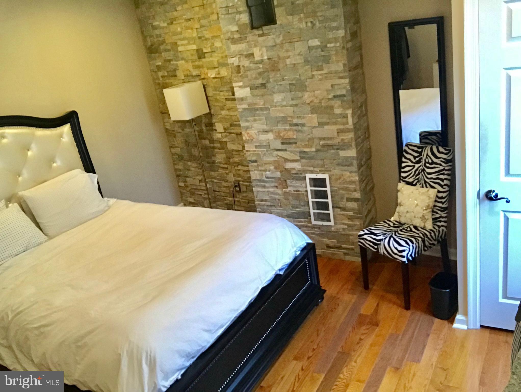 BELLA VISTA - Residential Income